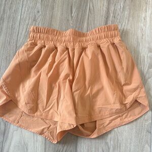 Lululemon Track That Mid Rise 4"